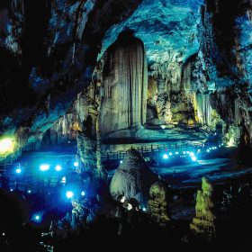 Tour Động Thiên Đường – Vũng Chùa Đảo Yến
