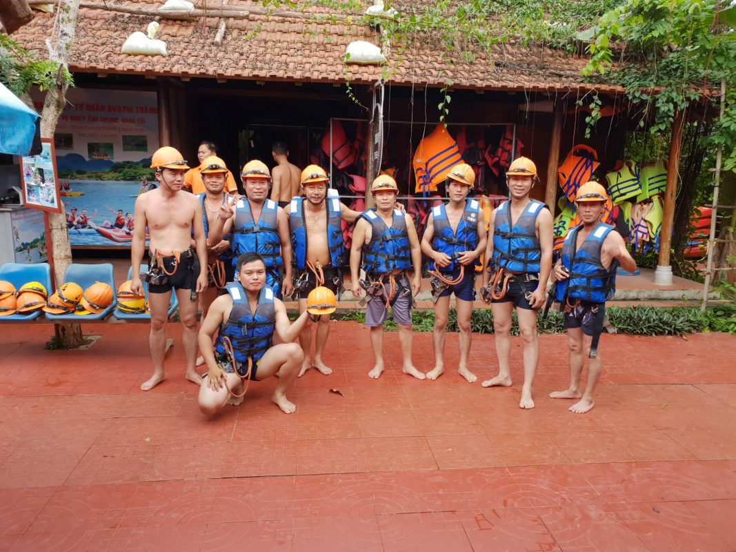 Tour Du Lịch Quảng Bình 2 Ngày 1 đêm: Động Thiên Đường  – Zipline Sông Chày Hang Tối – Động Phong Nha – Vũng Chùa Đảo Yến