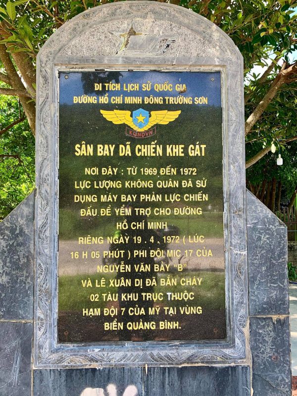 Sân Bay Dã Chiến Khe Gát